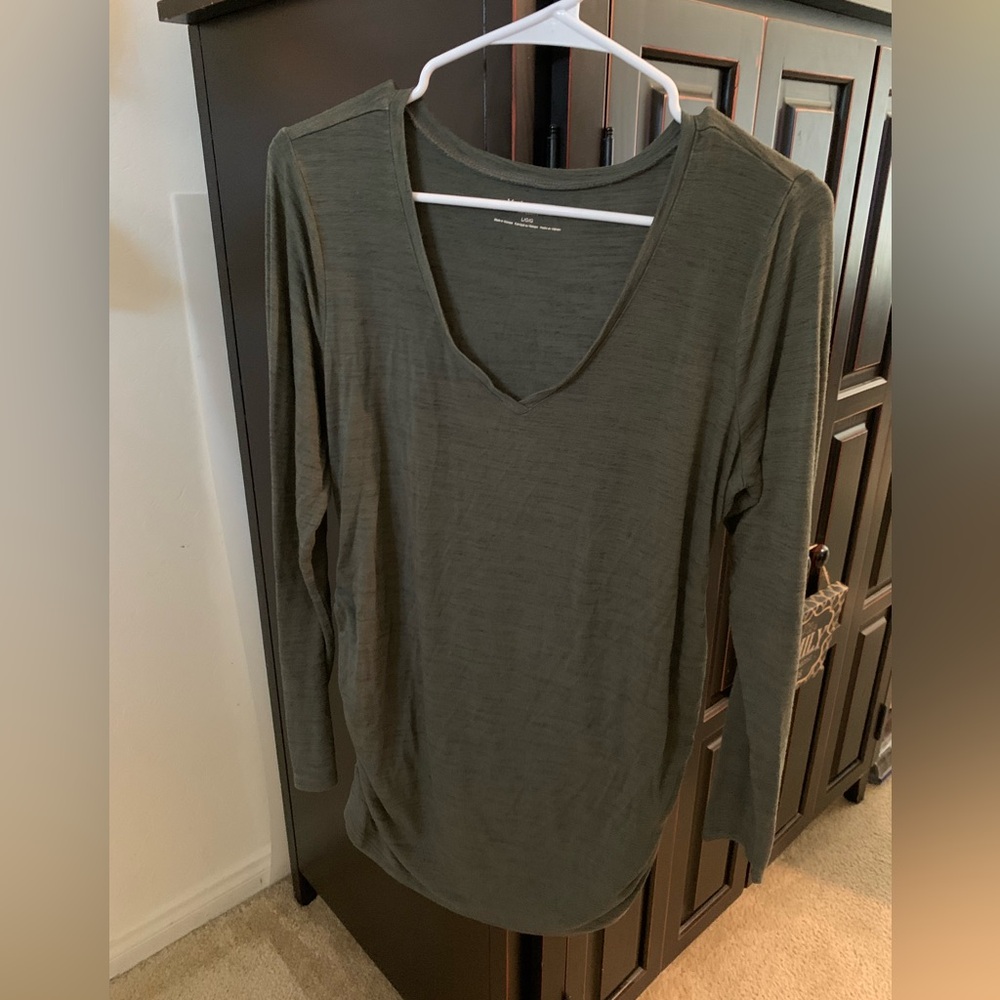 MOTHERHOOD Olive Green V-Neck Maternity Long Sleeve Top SzL SideRouchingStretch